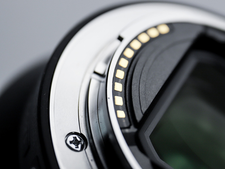 索尼fe24-105mmf4镜头画质差,索尼万元内套机推荐