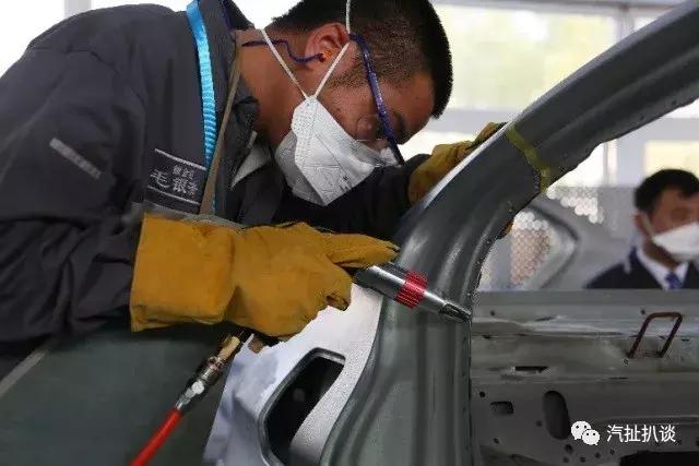 宝马钣金与其他车钣金区别,宝马4s店一个面钣金喷漆多少钱