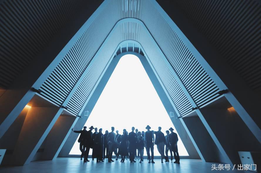 CHAO|在最风骚的三里屯，“高级灰”的房间唤起骨子里的文艺