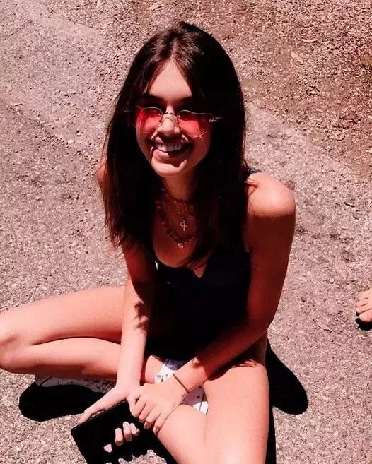 拍照如何摆pose秋冬,拍照怎么摆pose才好看自然呢