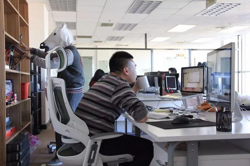 7个人，5年，复古STG游戏AngerForce“重装”归来