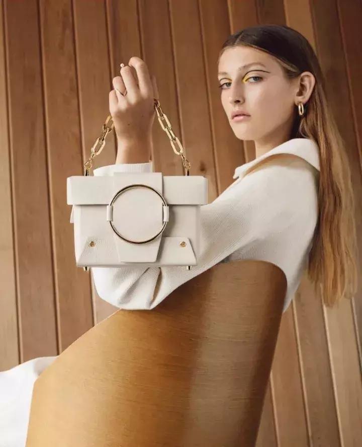 小众品牌包包一千多贵吗,值得入手的小众品牌包包