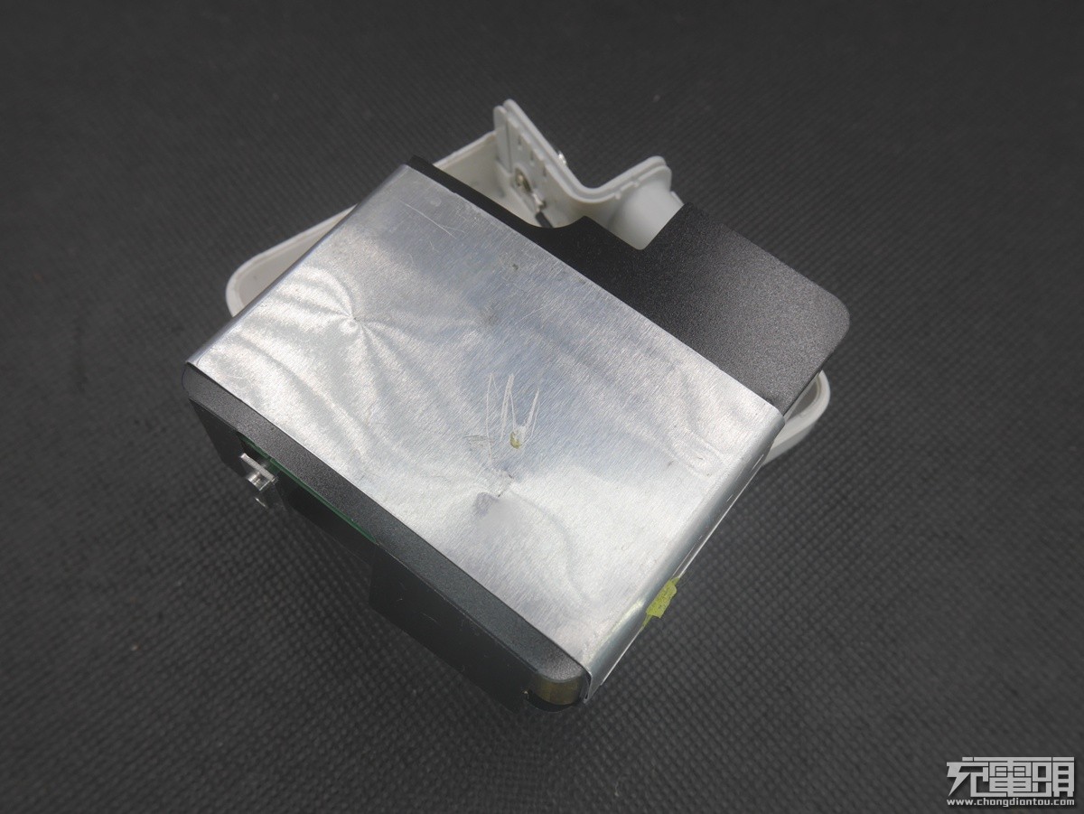 有没有仿的很真的苹果充电器,贫穷限制了我的想象力动画