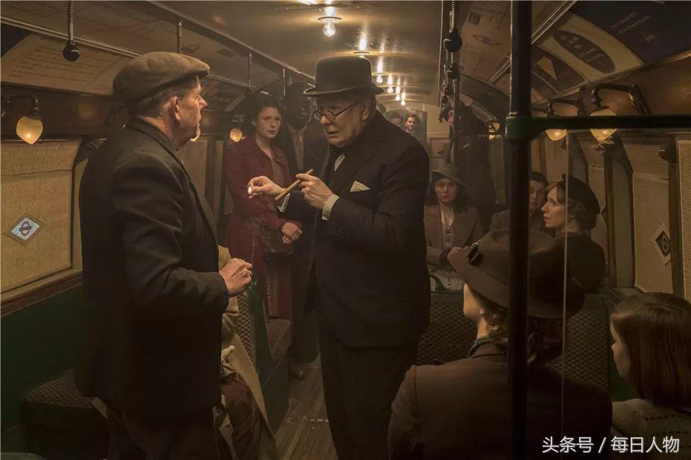 这个胖子让丘吉尔复活了,明年的奥斯卡不用提名,直接颁给他就好