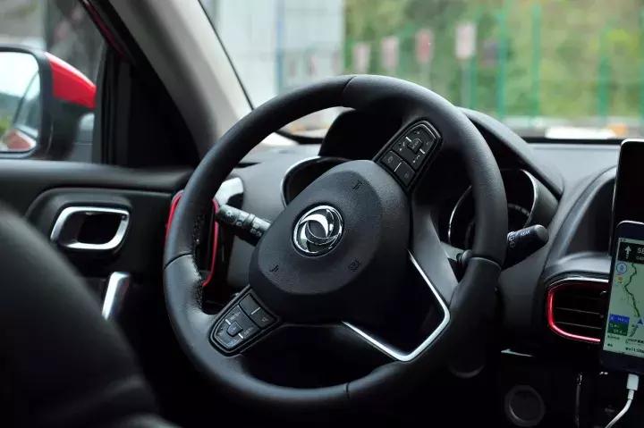 东风风神ax4深度体验,2017款东风风神ax41.6l双离合潮尚版