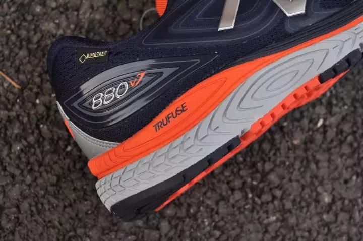 newbalance880璺戦瀷璇勬祴,newbalance990v5璇勬祴