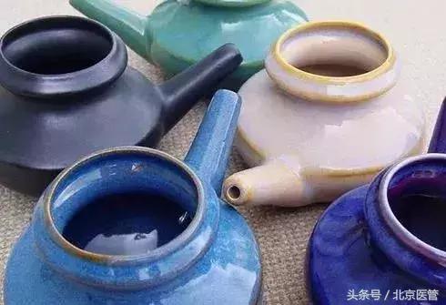 有效消除眼部浮肿的简单护理方法,如何化妆消除肿泡眼