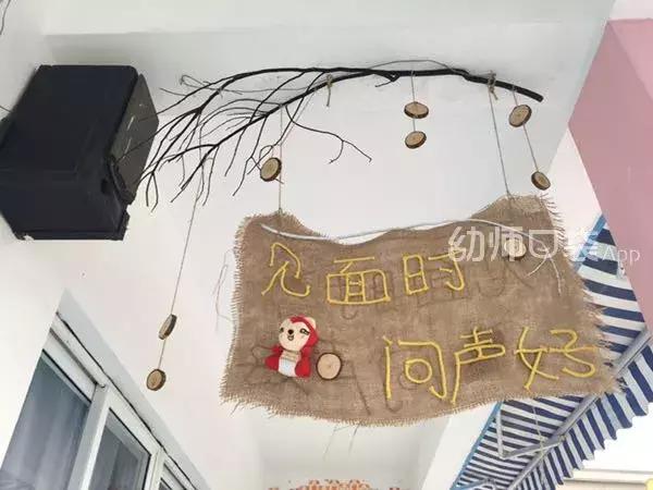 废旧物品手工吊饰小学,幼儿园废旧灯泡手工制作吊饰