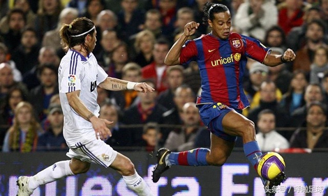 小罗过人集锦曼联,小罗过人飘逸内马尔过人挨打