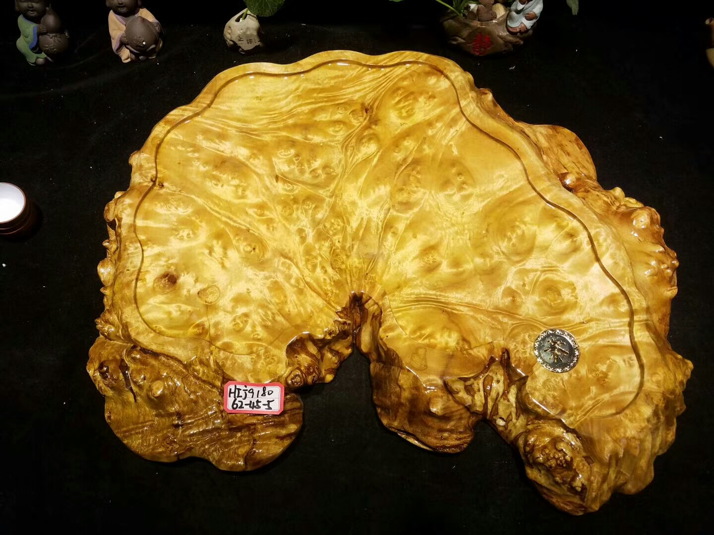 黄金樟根雕茶桌值得收藏吗,黄金樟根雕茶盘图片大全