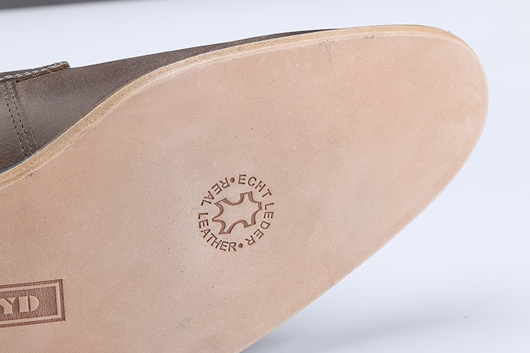 休闲皮鞋哪个牌子性价比高,什么牌子的休闲皮鞋好