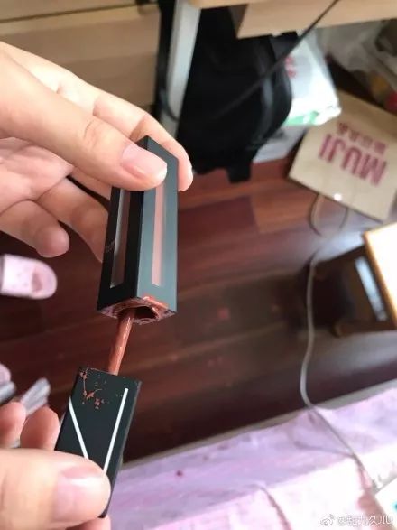 口红断了不要慌,口红断了修不好了怎么办