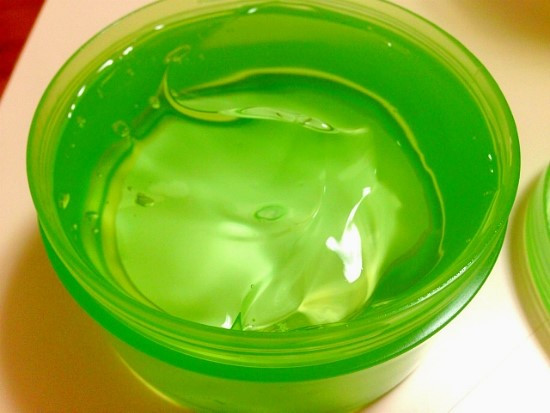 自然修护芦荟胶怎么用,芦荟胶正品补水保湿淡化痘印