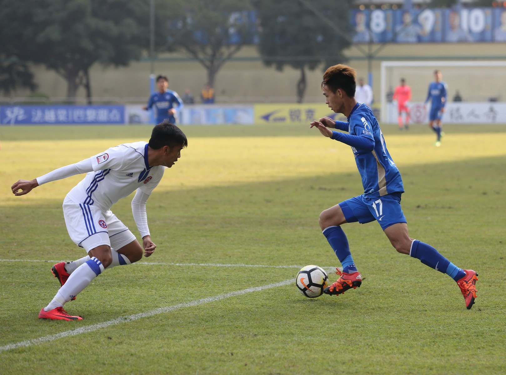 港超富力,港超主场首战久攻不下憾负东方