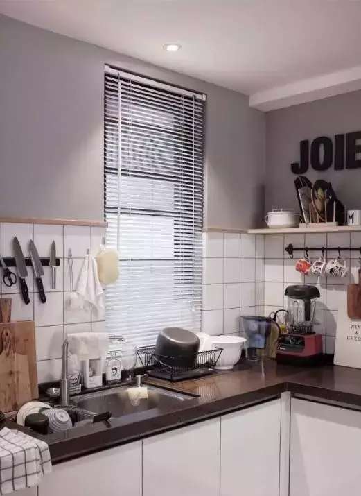 爱种花的姑娘,爱养花的女人都想把生活过的精致