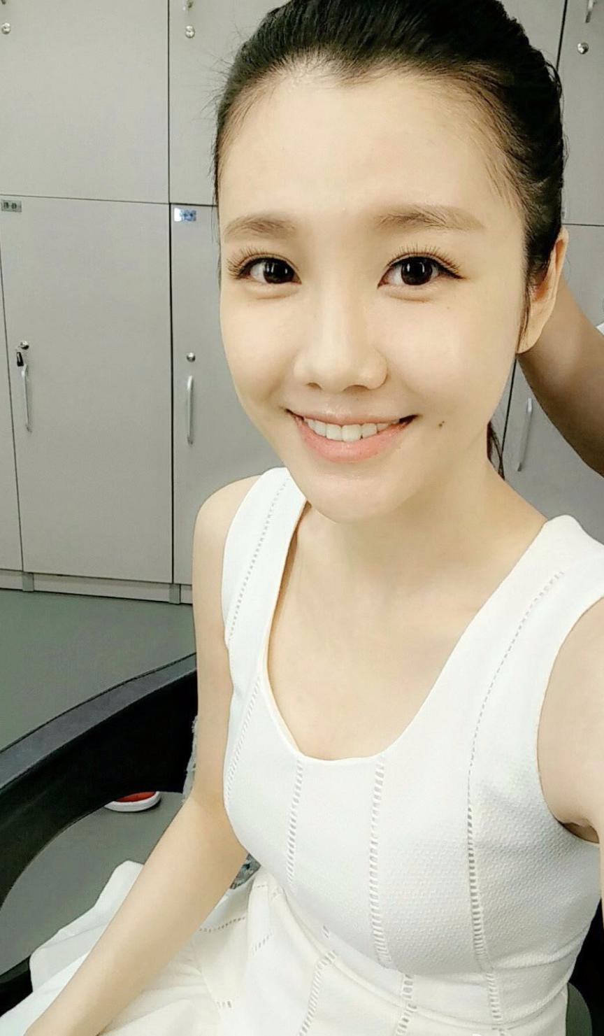 女足球主持,足球女主持谁好看