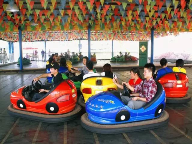 女子每天吃香蕉皮，坚持了一个月，结果...../包头人自己的“迪斯尼”——包头乐园：百万现金回馈粉丝，你来玩我买单！