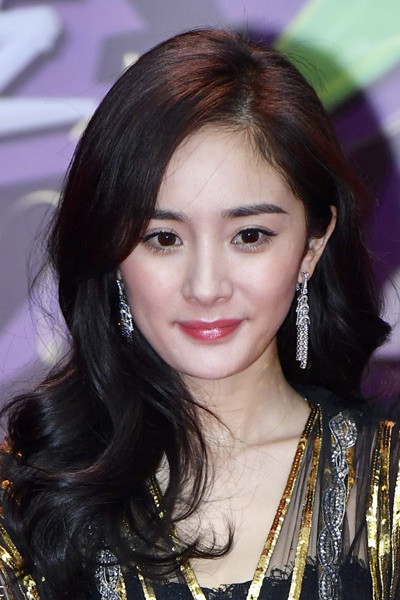 唐嫣仙剑三美久违同台,杨幂刘诗诗唐嫣仙剑三美同框