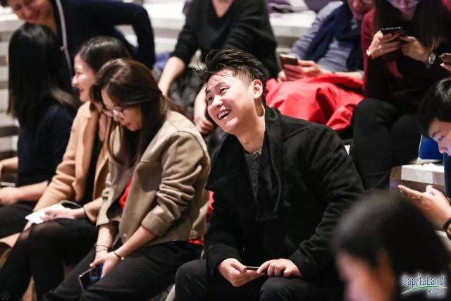 动笔会写稿、动嘴能PK,还有什么是你们不会的吗