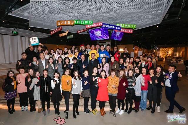 动笔会写稿、动嘴能PK,还有什么是你们不会的吗