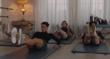 不精致女生必须交税，应该写入基本法！