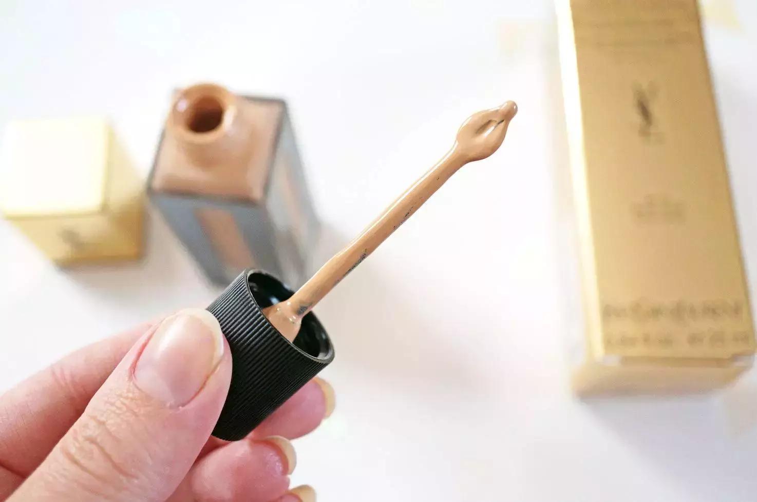 cpb贵妇粉霜好用吗,cpb和dior粉底液