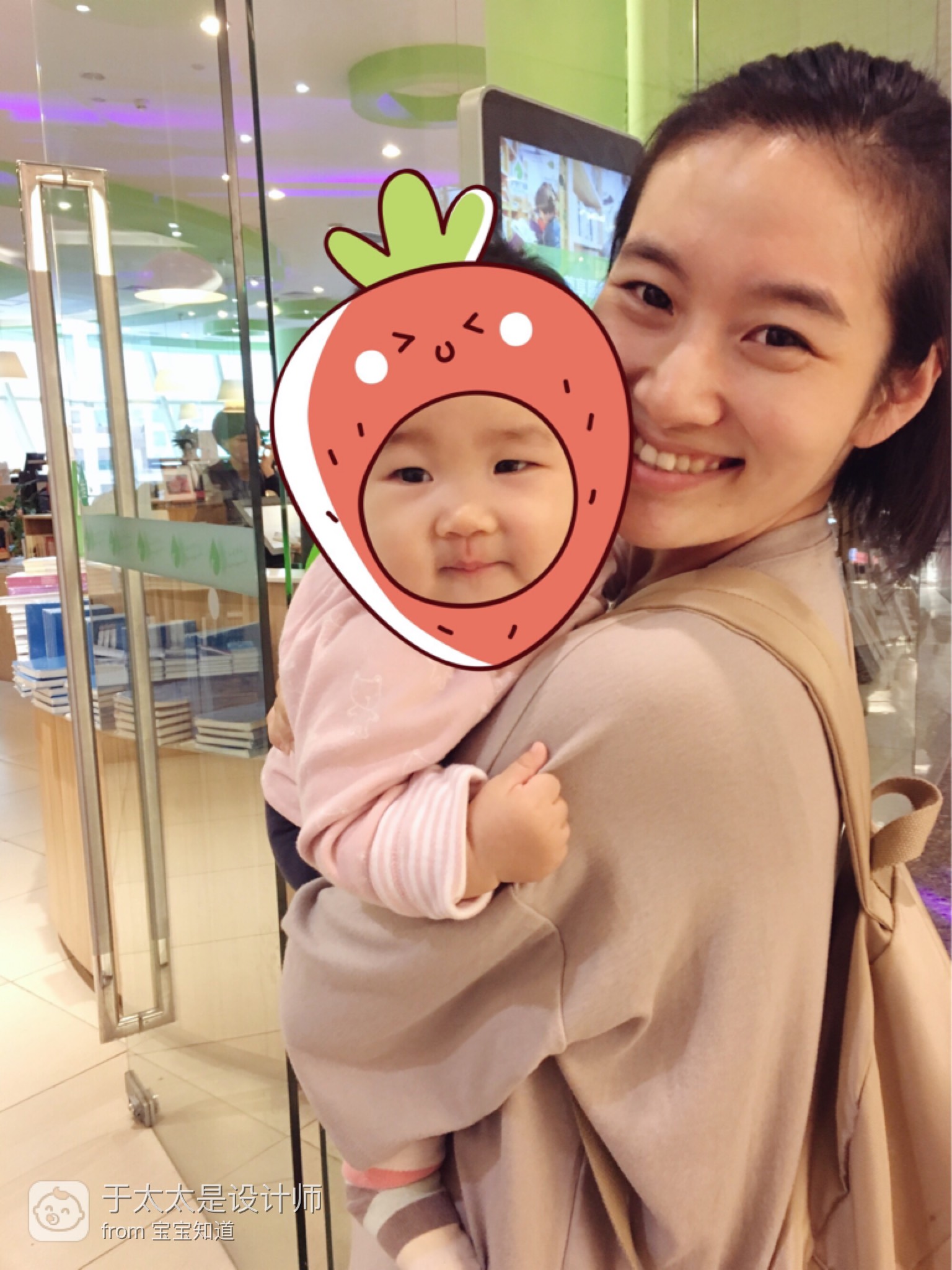 妈咪包是不是比一般的包装东西多,妈咪包敞开式