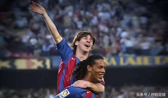 小罗扭屁股射门,小罗蝎子摆尾进切尔西一个球