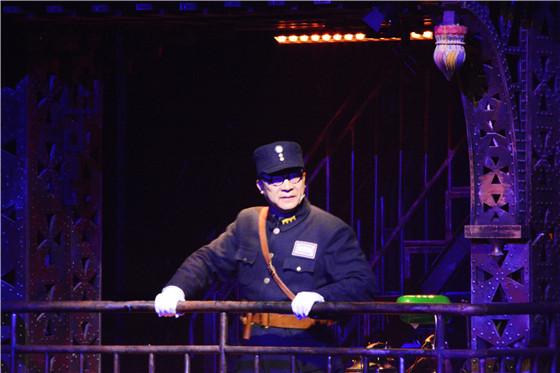 坐着高铁去西安，逛吃逛吃逛吃……