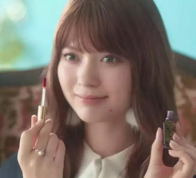 50元买个香奈儿,一万块钱香奈儿能买到啥