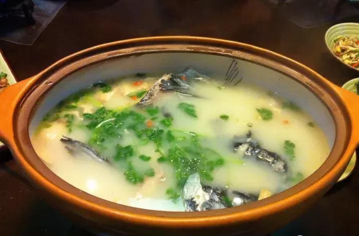 舌尖上的美食青岛完整版,舌尖上的青岛西海岸美食