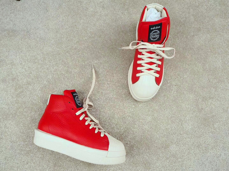 阿迪达斯adidas最新款三叶草,adidas阿迪达斯大男童鞋子