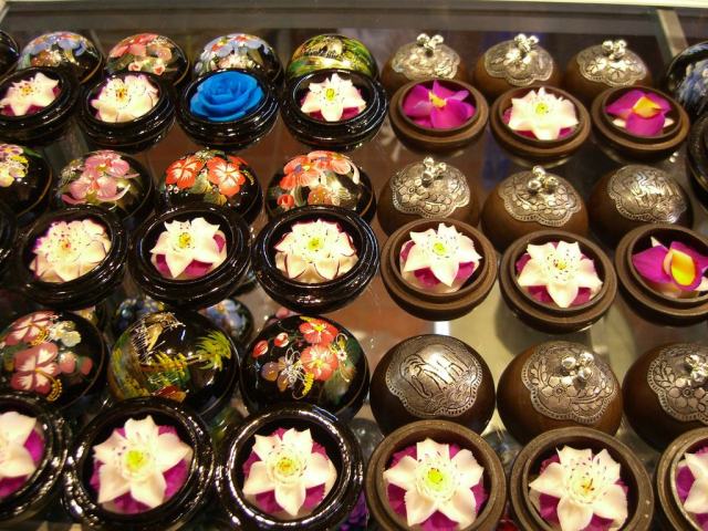 曼谷购物推荐必买清单,曼谷哪里买便宜又好玩