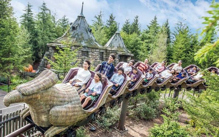 日本环球影城值得去的乐园,日本环球影城迪士尼乐园哪个更好