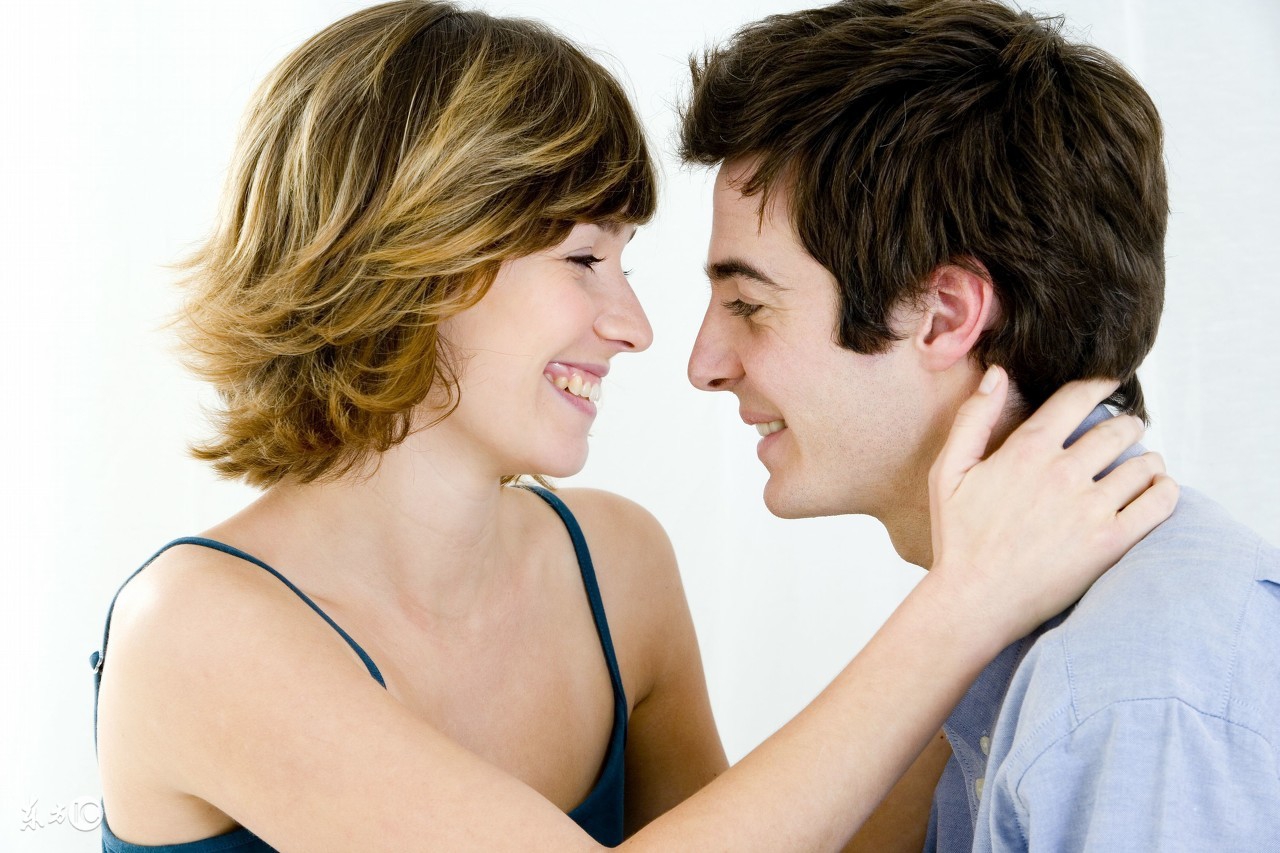 哺乳期堵奶涨奶能穿内衣吗,乳腺堵了让大人吸了多久可以喂奶