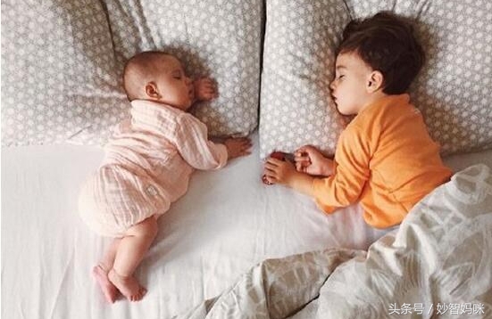 宝宝冬天不爱盖被子怎么解决,宝宝冬天睡觉不盖被子视频