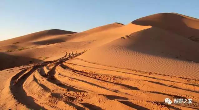 越野车玩沙漠全过程,开越野车玩沙漠