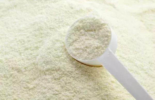 宝宝奶粉口碑最好的奶粉,宝宝喝了奶粉上火适合什么奶粉