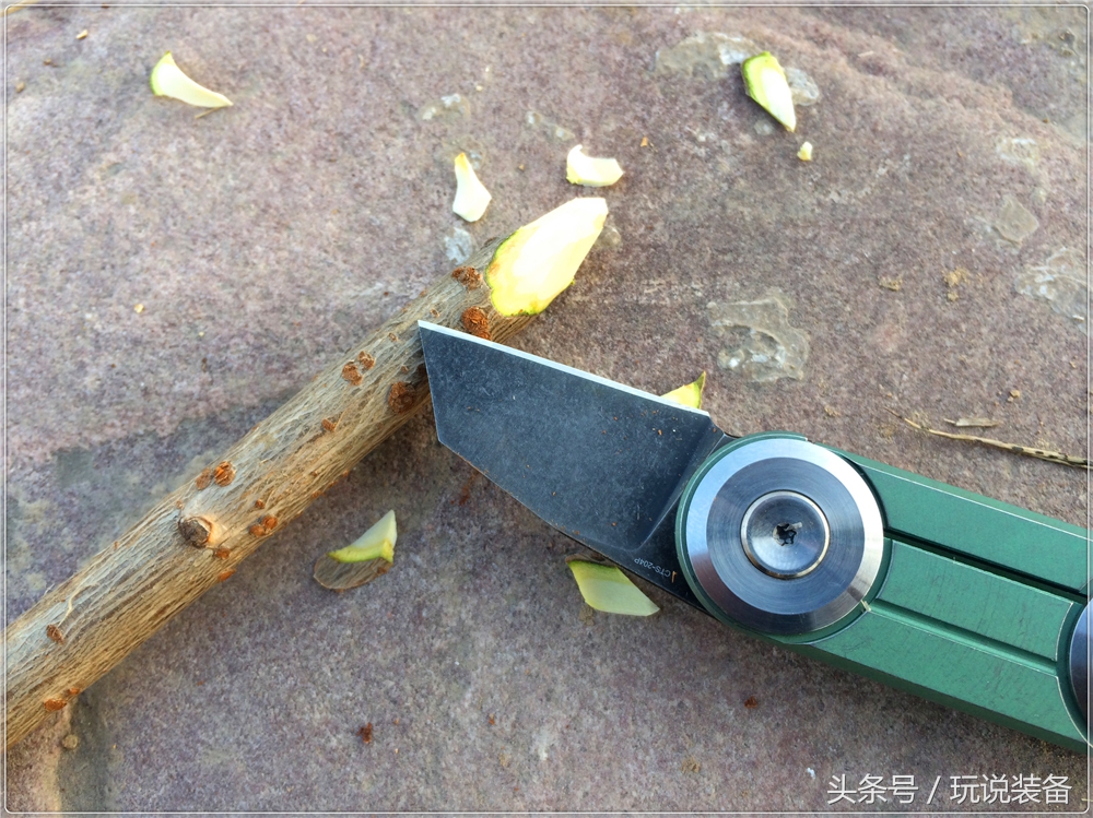 一把小刀的玩具,一把小巧的小刀