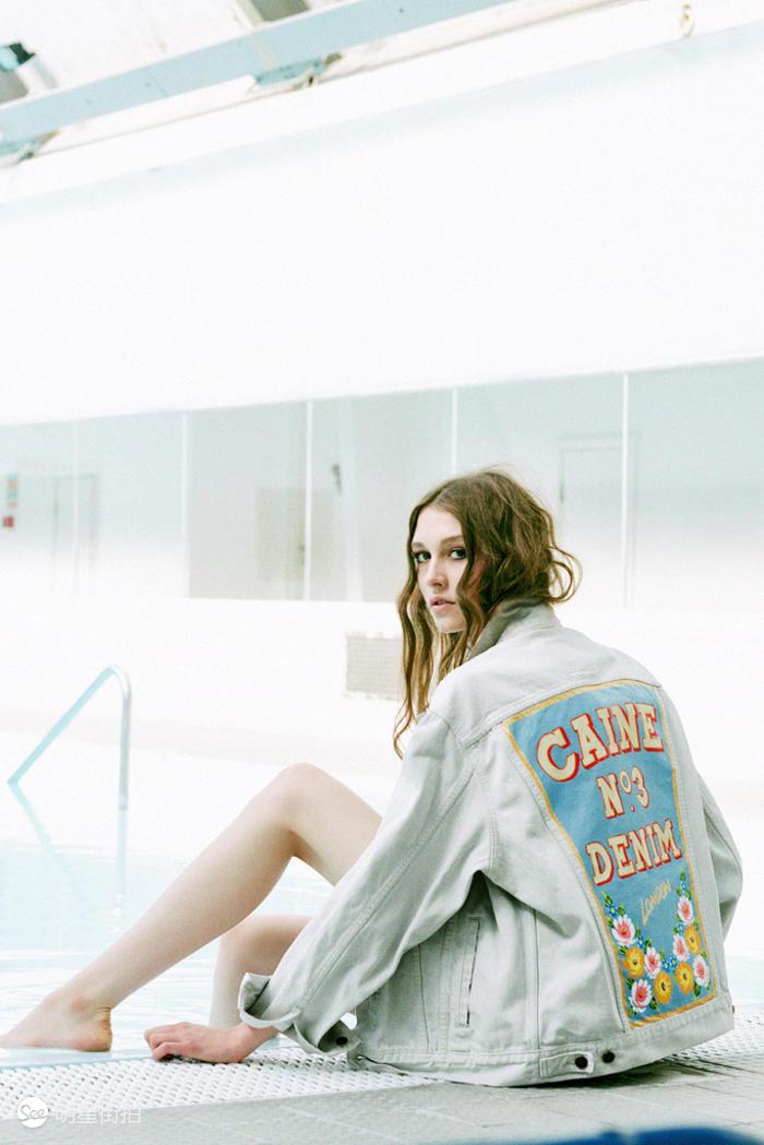 清新蓝PK清纯白，初夏你更爱哪个？