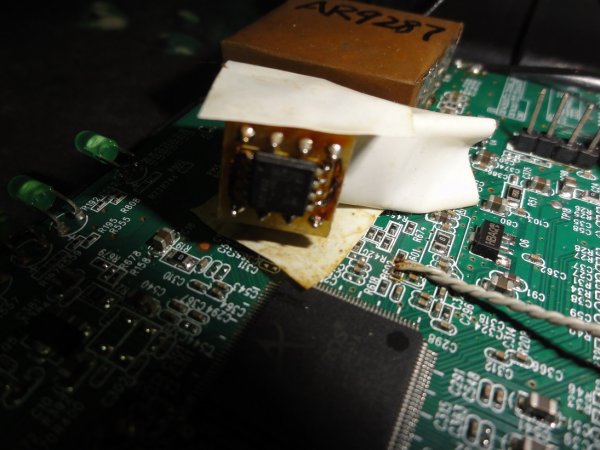 路由器改64MB内存+8MBFLASH+USB跑DD-WRT