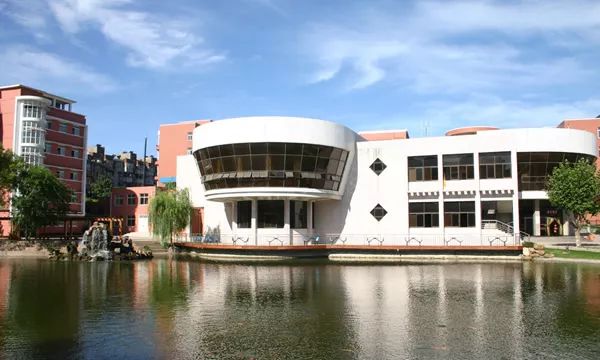 南京师范大学附属中学有多牛,南京师范大学附中好考吗