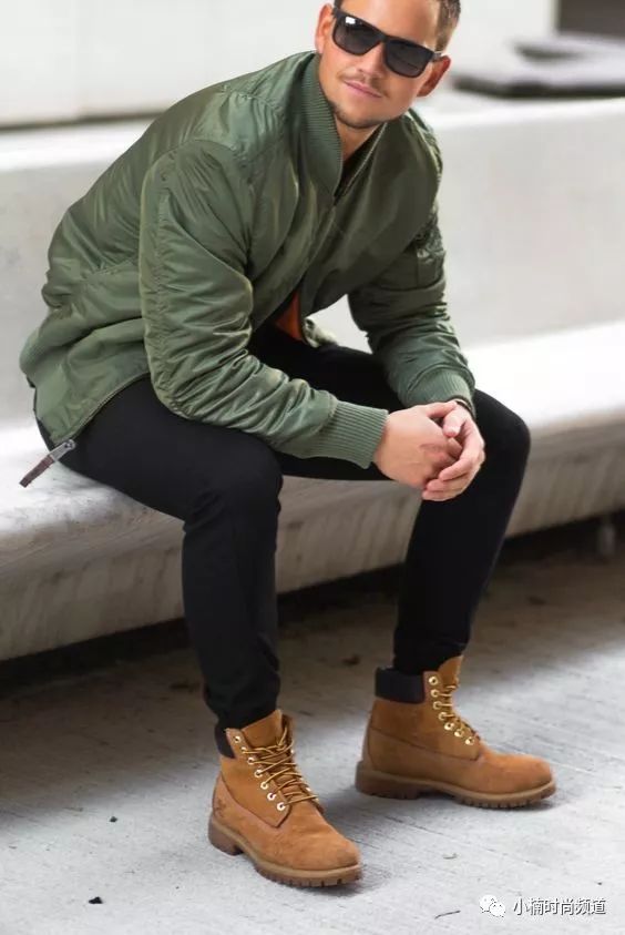 型男穿搭马丁靴,秋冬爆款型男必备百搭潮靴