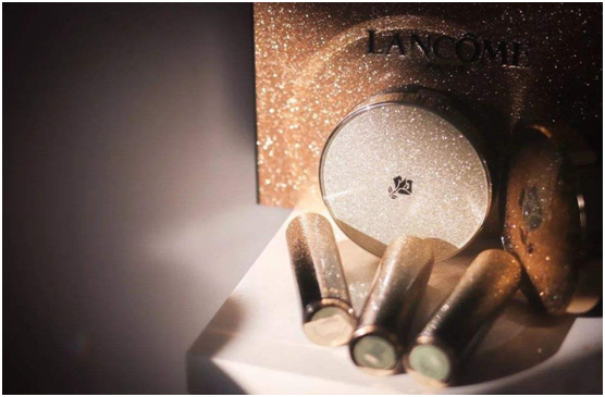 圣诞送女生什么礼物好最有意义,情侣礼物推荐送女友圣诞礼物