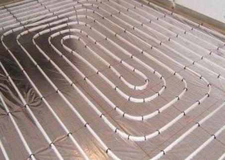 是电地暖好还是水地暖好,水地暖和电地暖哪个实用