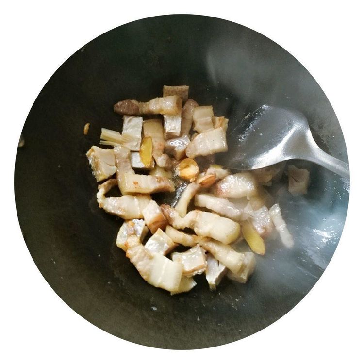 咸鱼蒸五花肉怎么做,咸鱼五花肉煲的做法