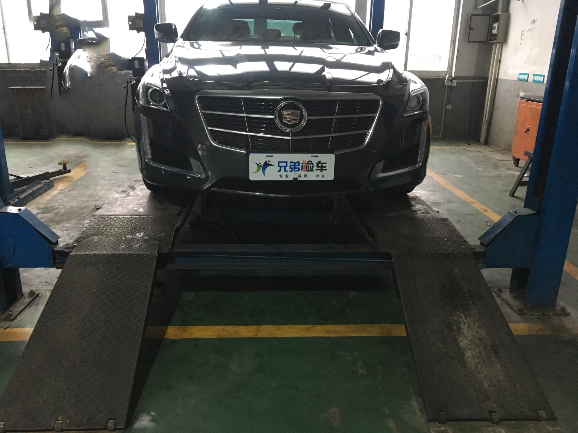 花24万买二手什么样的车,新款的凯迪拉克cts多少钱