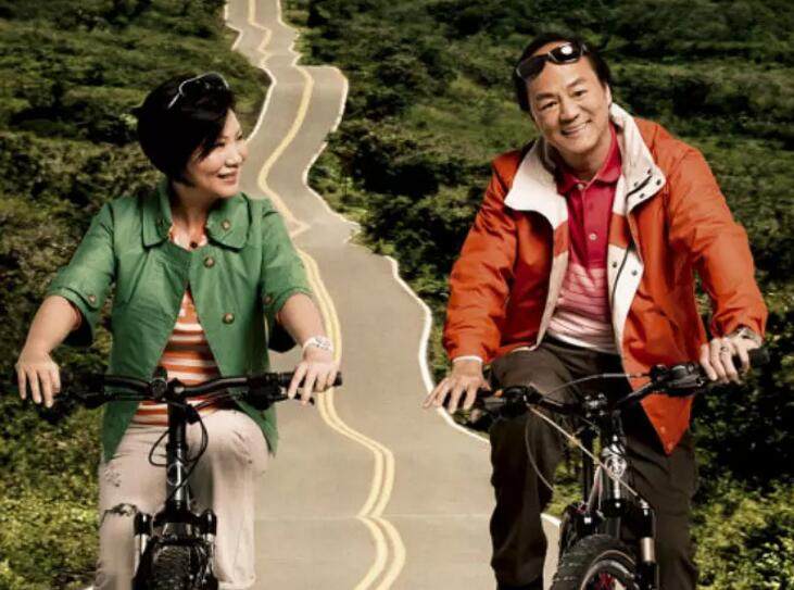 唯一的男性肉弹明星，古龙为他骂哭成龙，今71岁成这样