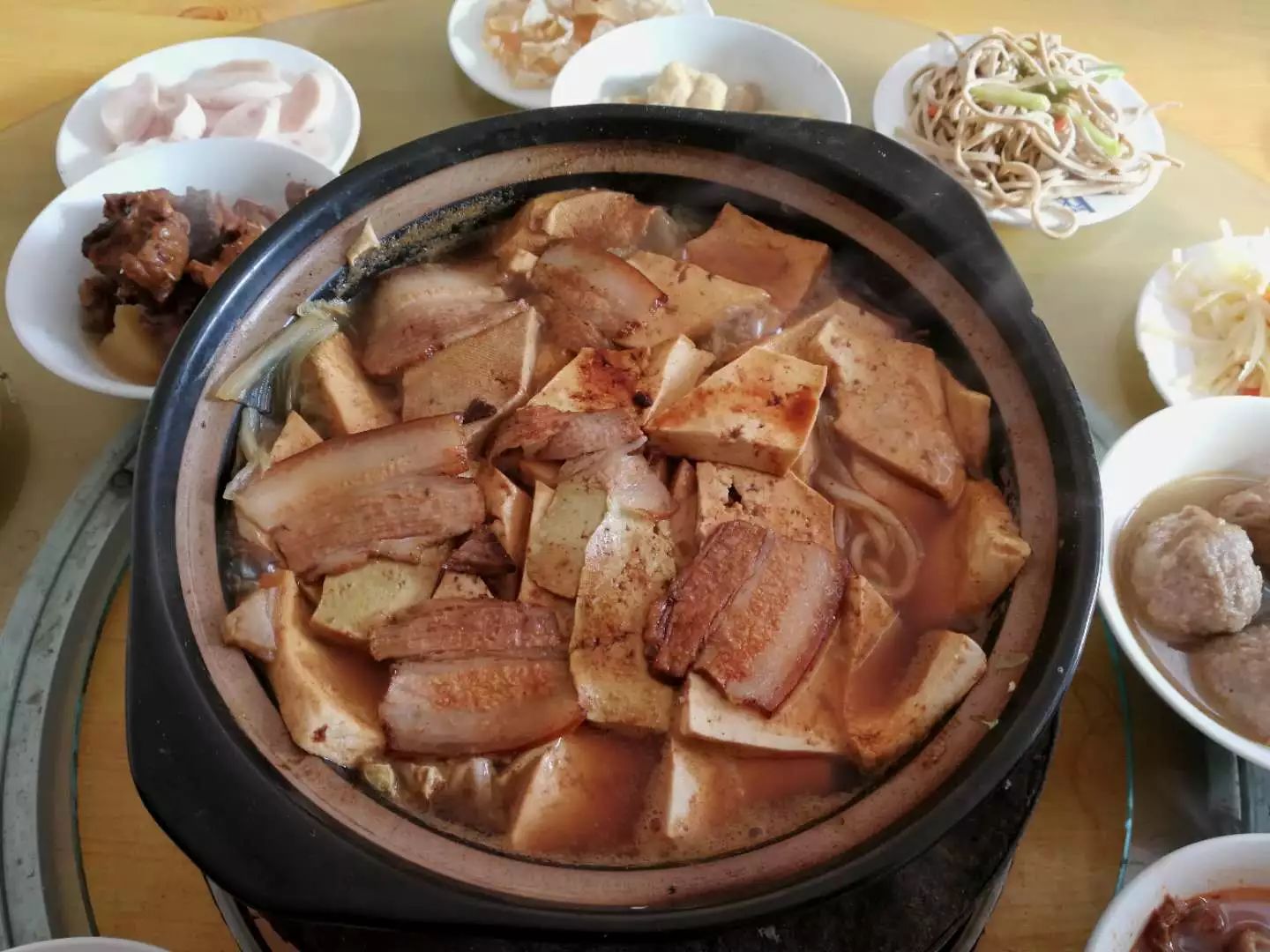 柳沟豆腐宴几个人最划算,柳沟豆腐宴几号最好吃