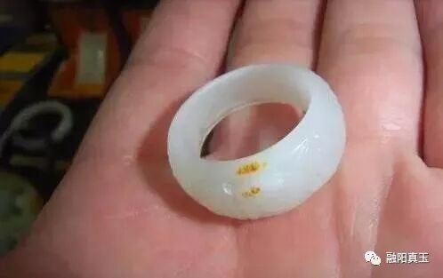 如何挑选优质和田玉石手镯,如何挑选和田玉手镯